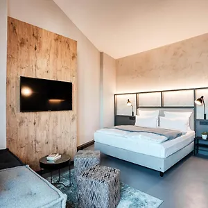 **** Апарт-отель Cloud No7 Lofts Германия
